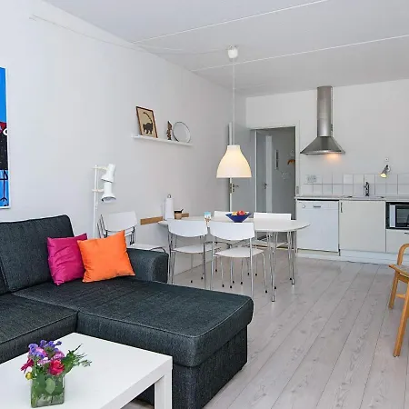 Apartment Xlvii